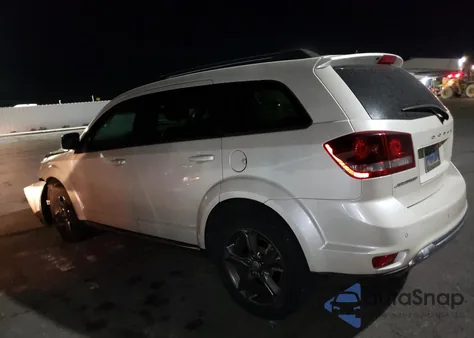 2015 Dodge Journey Crossroad from USA, damaged, VIN 3C4PDCGG7FT659471